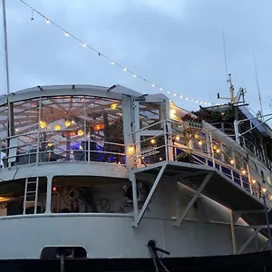 Båthotell Loginn, Stockholm